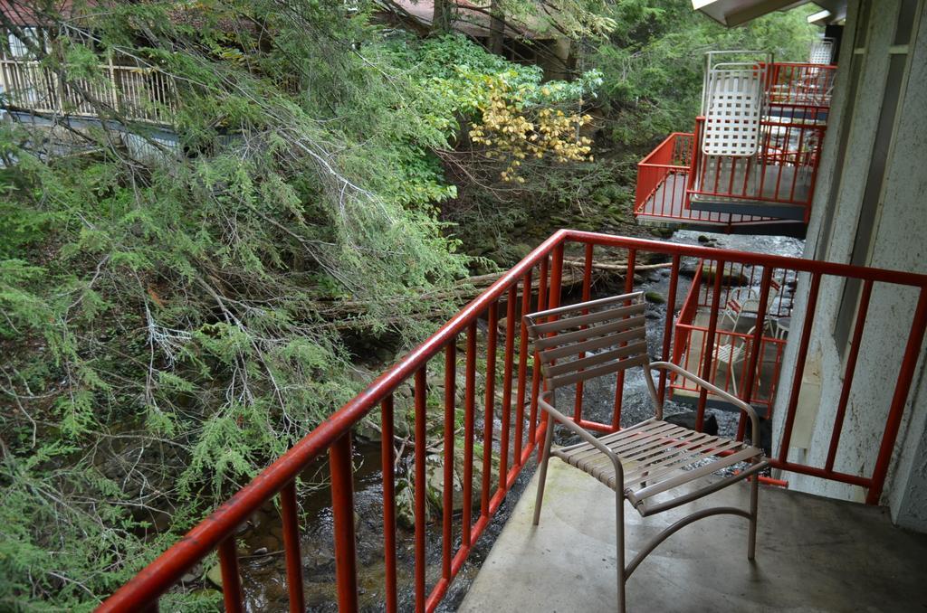 Zoders Inn And Suites Gatlinburg Eksteriør billede